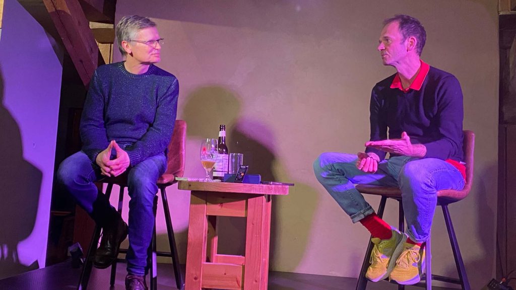 Ökofilmtourgespräch "Into the Ice" mit Koproduzent Stefan Kloos (rechts). Foto: Katrin Springer